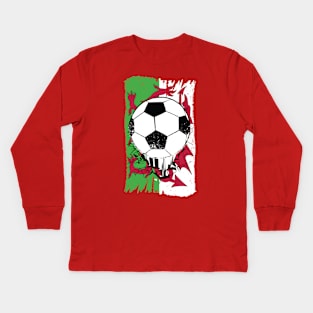 Vintage Welsh Flag with Football // Wales Soccer Kids Long Sleeve T-Shirt